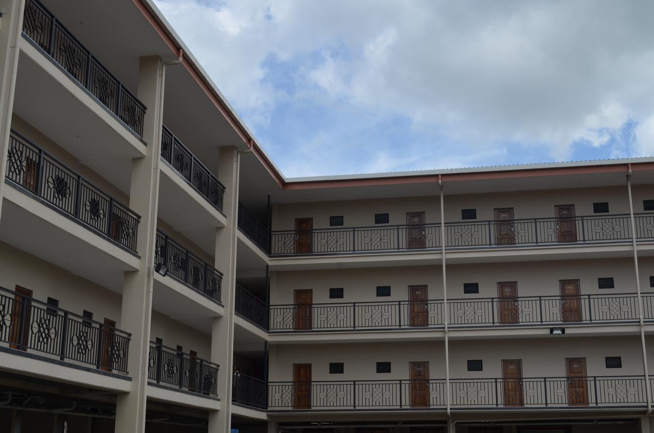 פורט מורסבי Paddy'S Hotel & Apartments מראה חיצוני תמונה