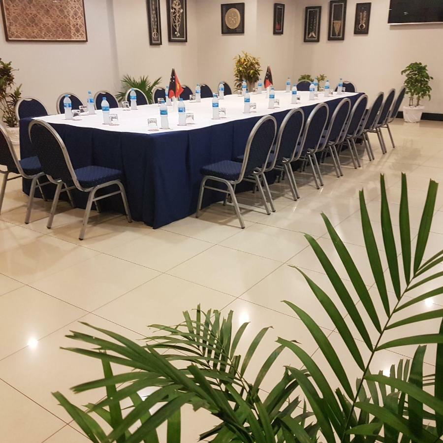 פורט מורסבי Paddy'S Hotel & Apartments מראה חיצוני תמונה